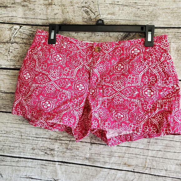 Old Navy Pants - Old Navy Pink floral chino shorts Size 4